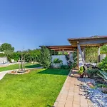 Beautiful Home In Skatari With Kitchen